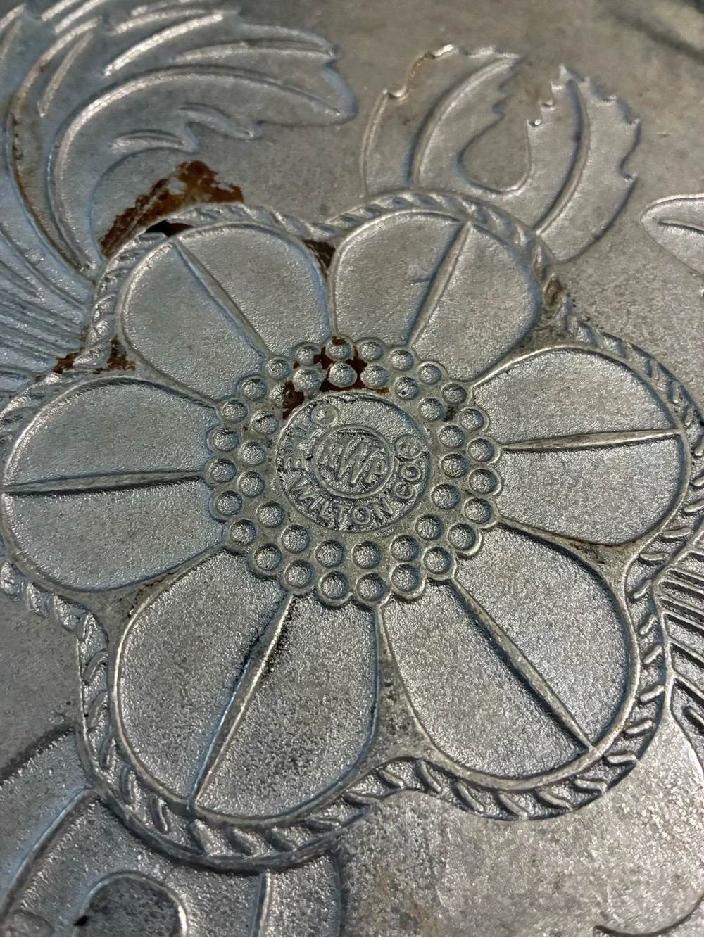 WILTON ARMETALE vintage Acanthus Leaf Large Oval Platter Serving Tray